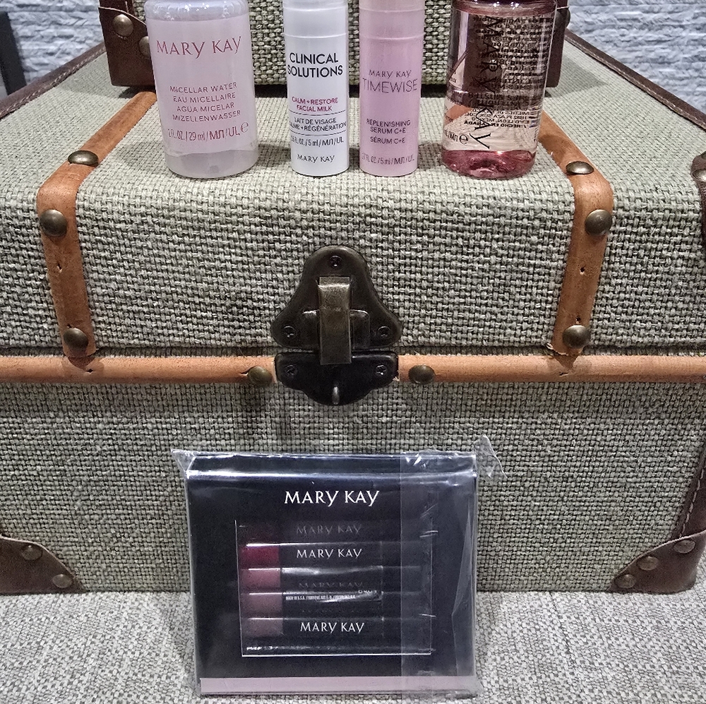 MARY KAY MINI PACK - Picture 2 of 3